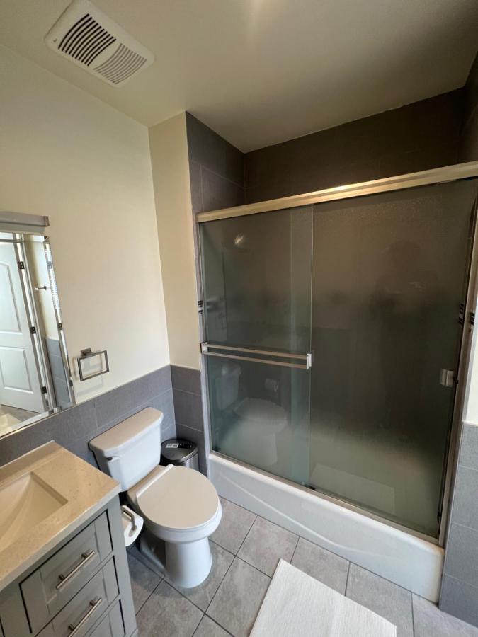 Hollywood 3 Bedroom Penthouse * Los Angeles
